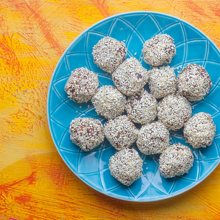 Date & Tahini Energy Bites